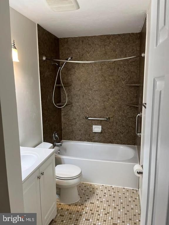 14363 Berkshire Drive - Photo 10