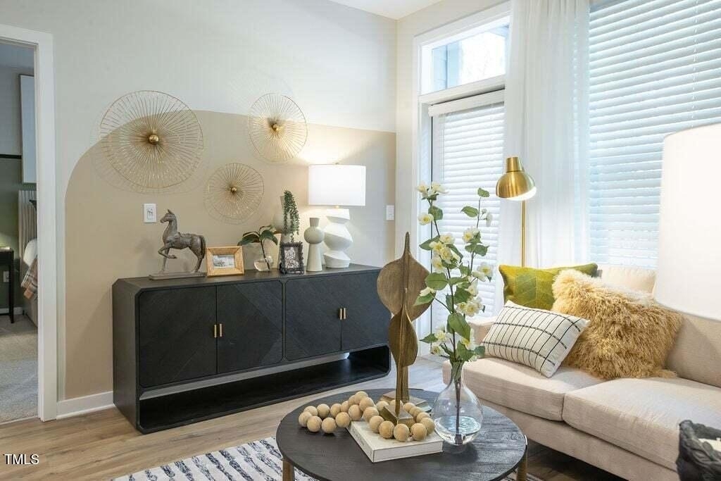 2000 Olivewood Street - Photo 4
