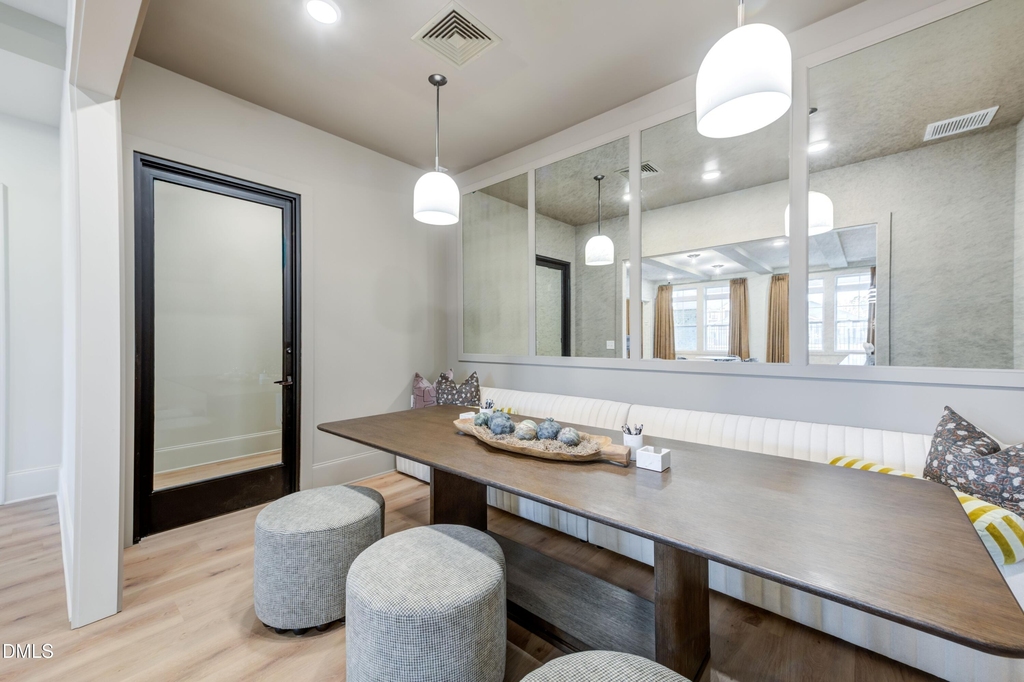2050 Airport Boulevard Nw - Photo 8
