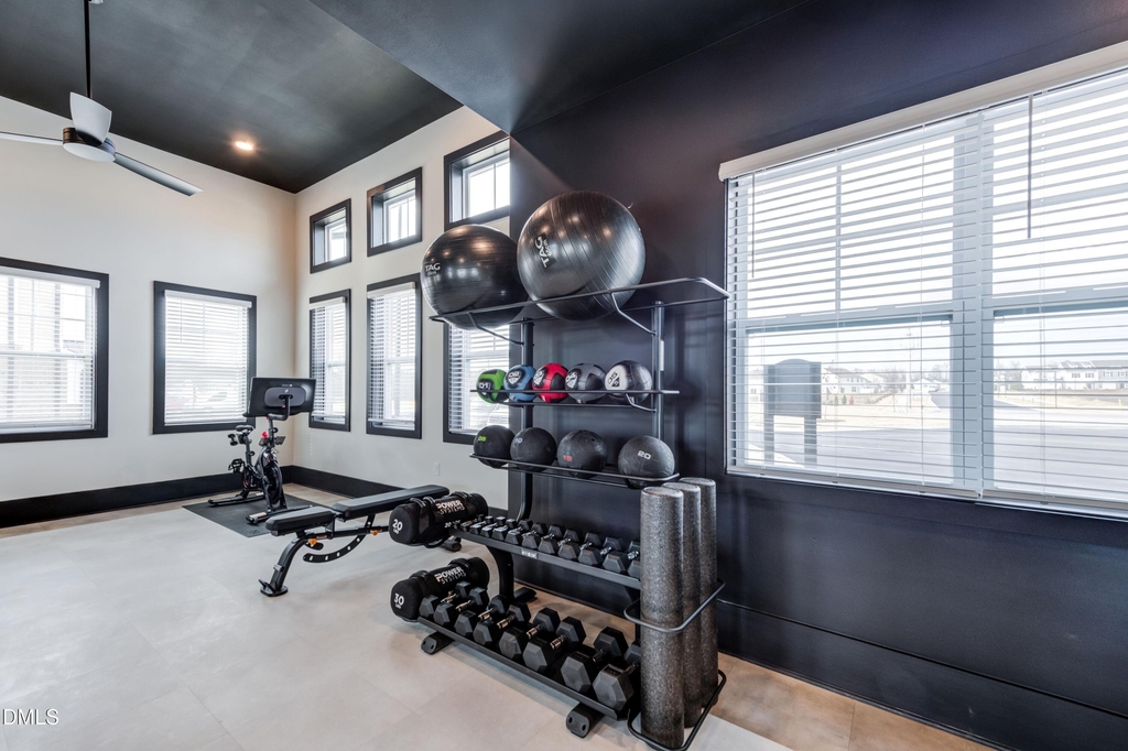 2050 Airport Boulevard Nw - Photo 19