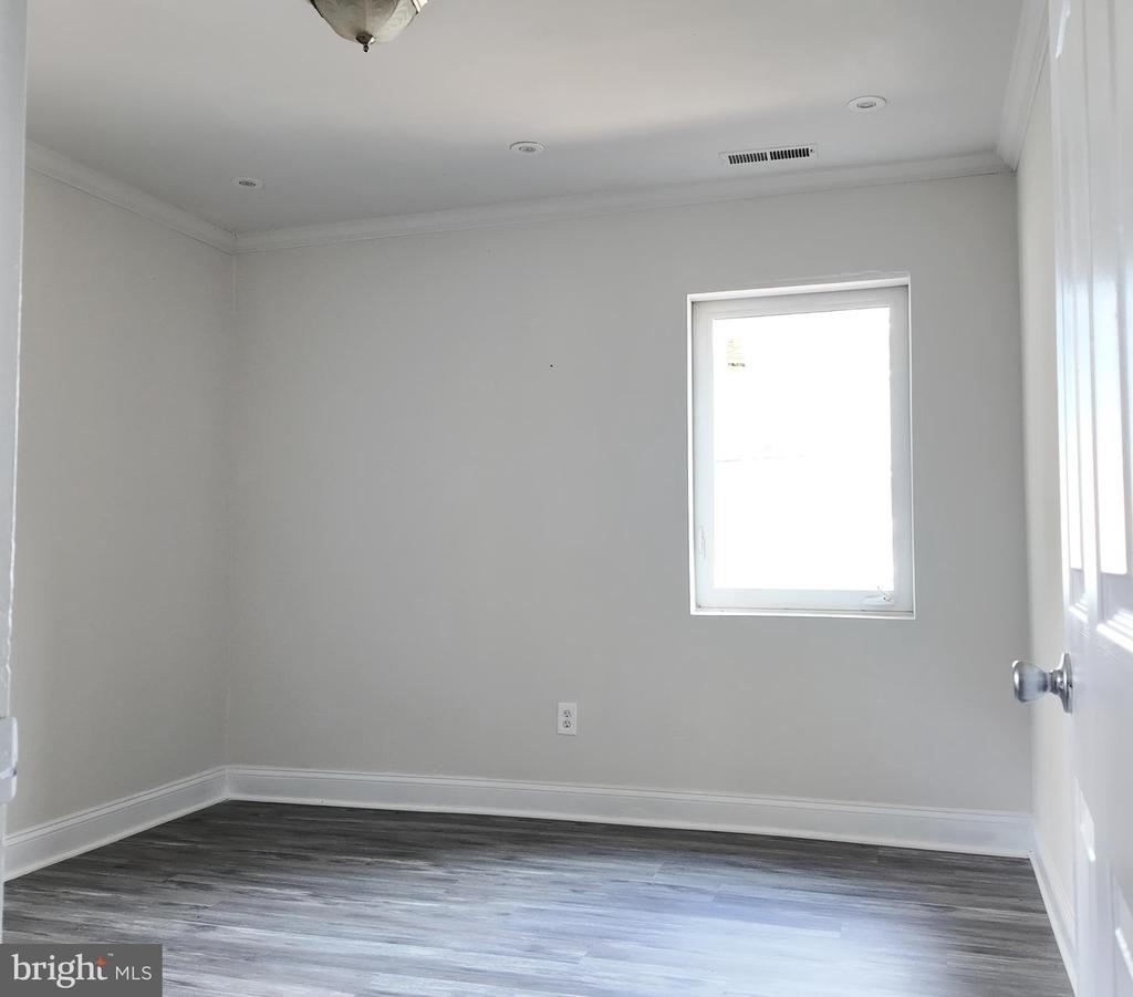 4306 Halley Terrace Place Se - Photo 5