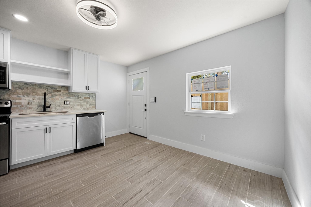 3229 Holman Street - Photo 18