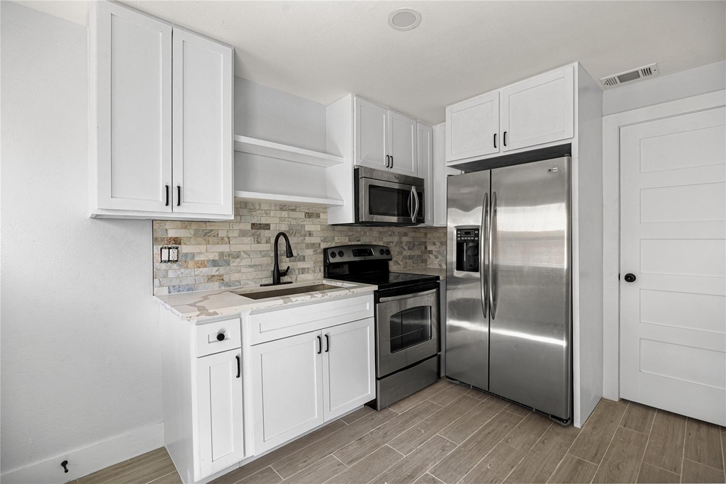 3229 Holman Street - Photo 24