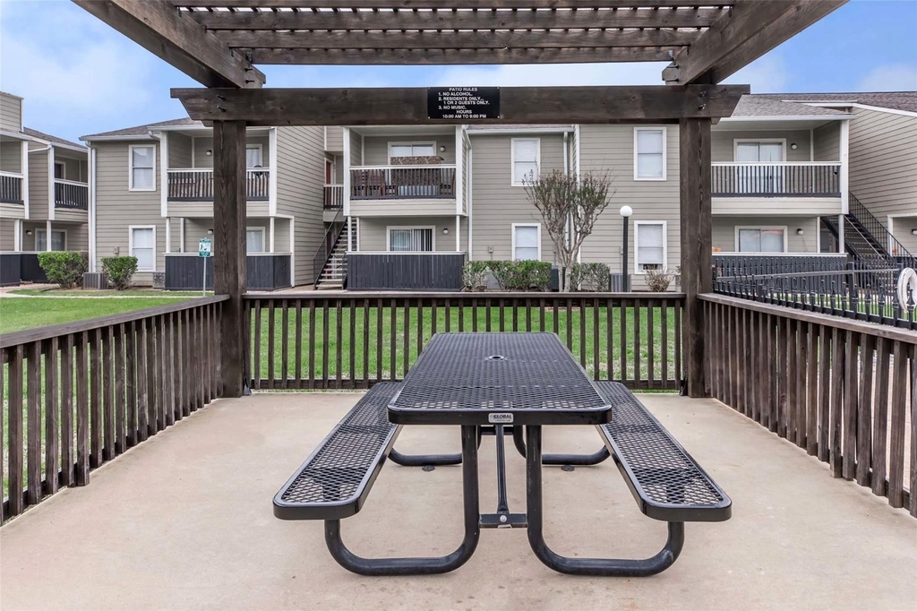 201 Dixie Drive - Photo 9