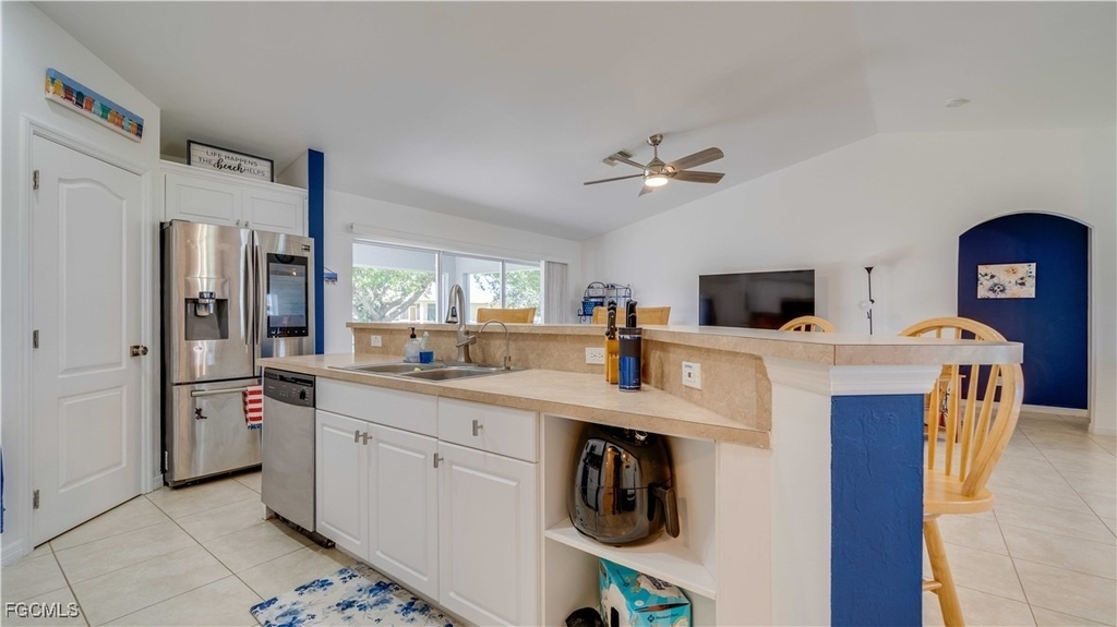 3322 Nw 5th Terrace - Photo 5