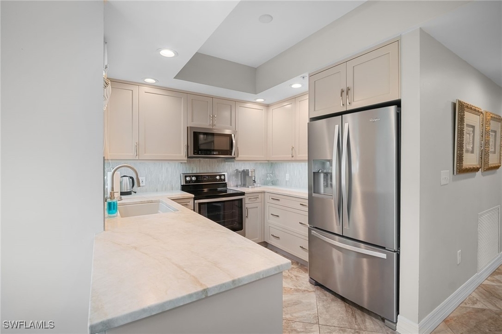 300 Dunes Boulevard - Photo 14