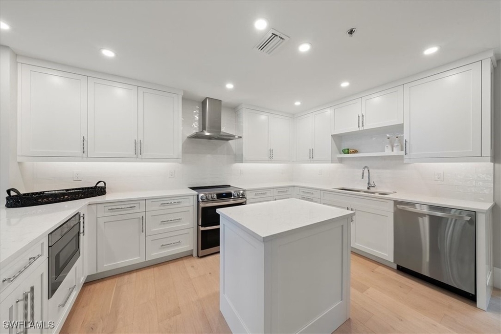 569 Park Shore Drive - Photo 14