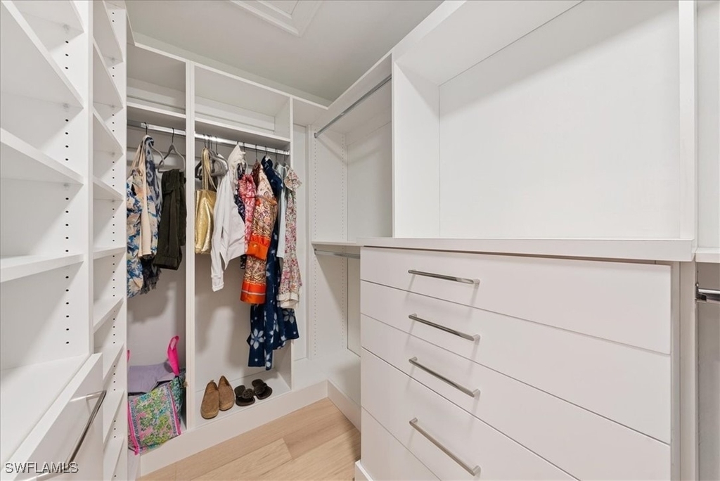 569 Park Shore Drive - Photo 27