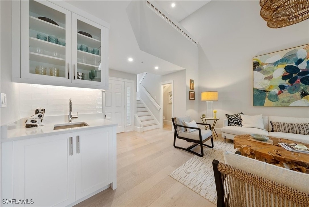 569 Park Shore Drive - Photo 7