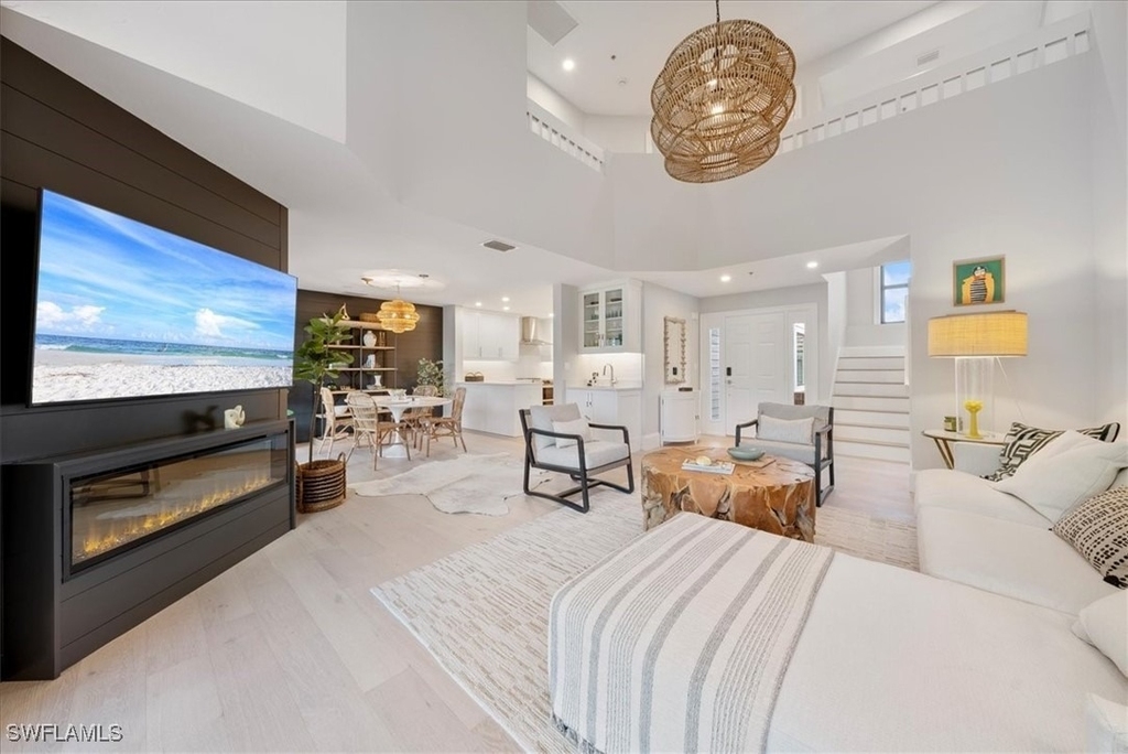 569 Park Shore Drive - Photo 6