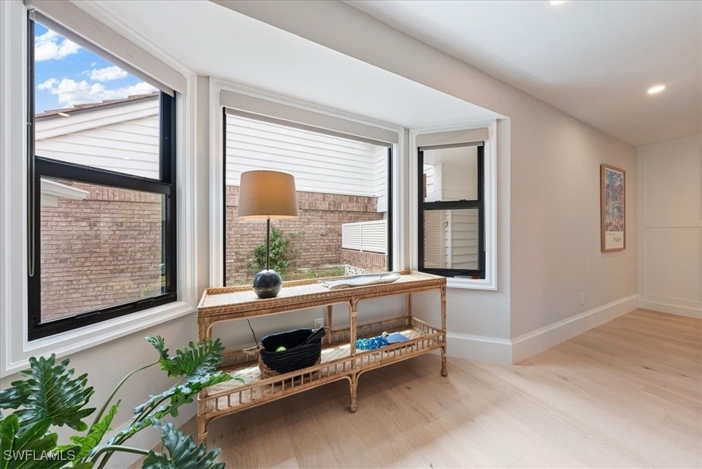569 Park Shore Drive - Photo 18