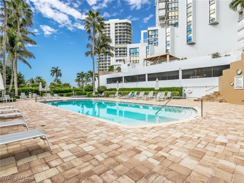 4751 Gulf Shore Boulevard N - Photo 6