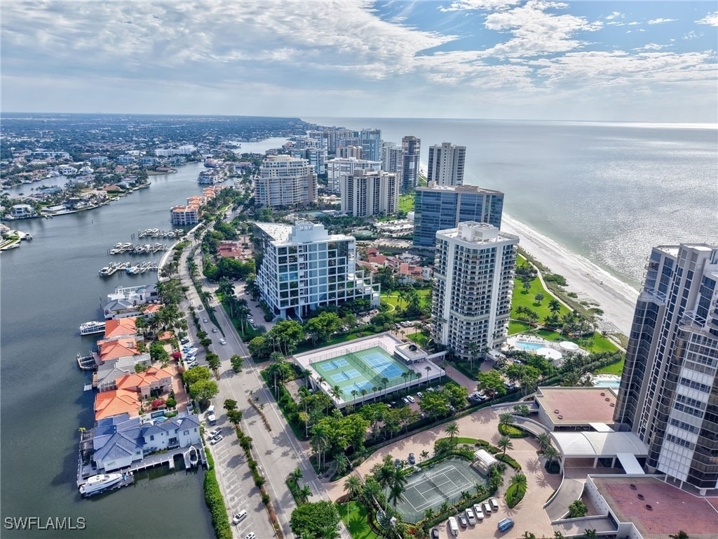 4751 Gulf Shore Boulevard N - Photo 2