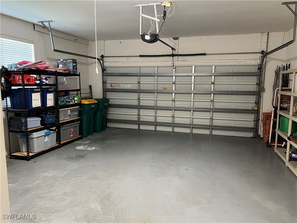 2081 Crestview Way - Photo 32