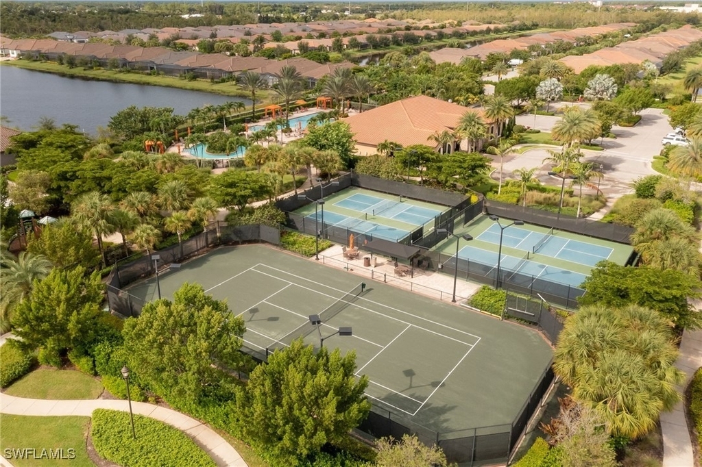 8013 Calle Canovas Court - Photo 32