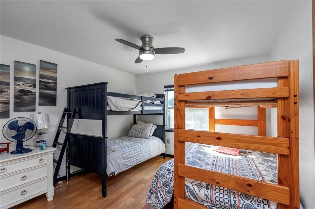 1542 Se Pinwheel Drive - Photo 17