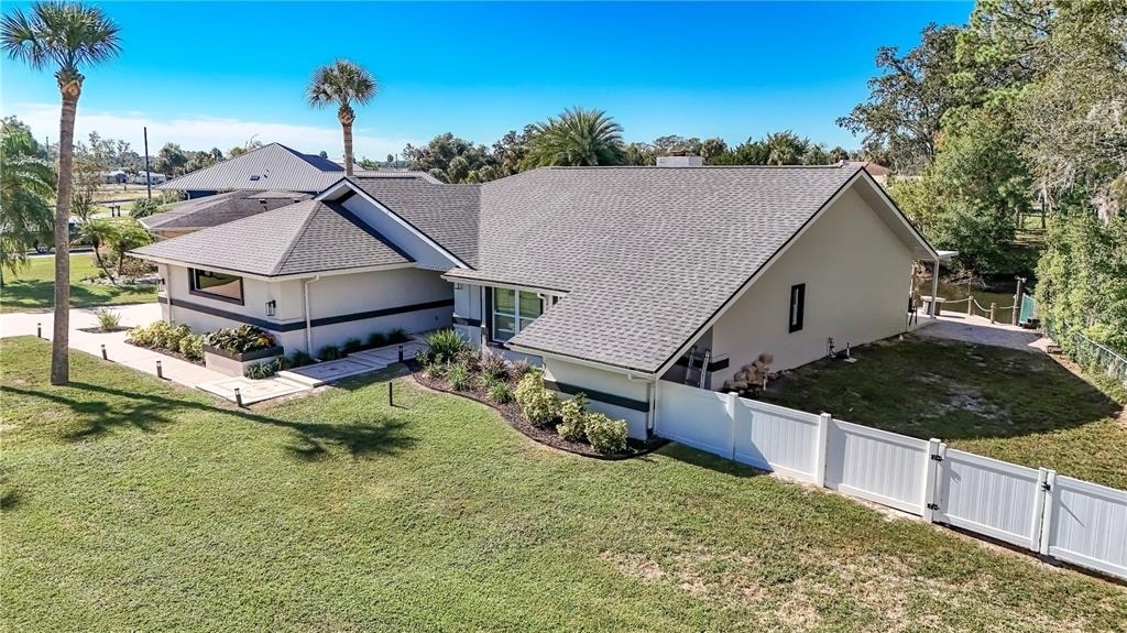 1542 Se Pinwheel Drive - Photo 48