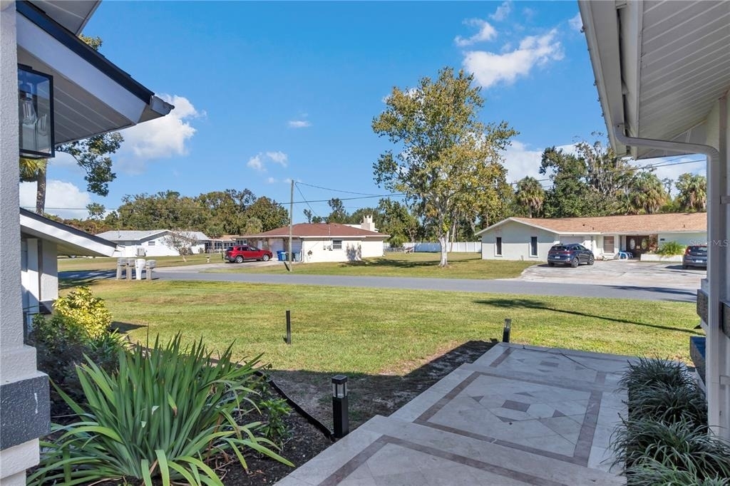 1542 Se Pinwheel Drive - Photo 42