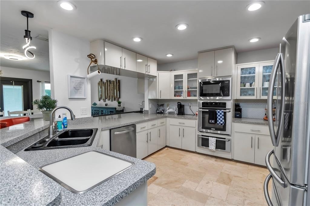 1542 Se Pinwheel Drive - Photo 31