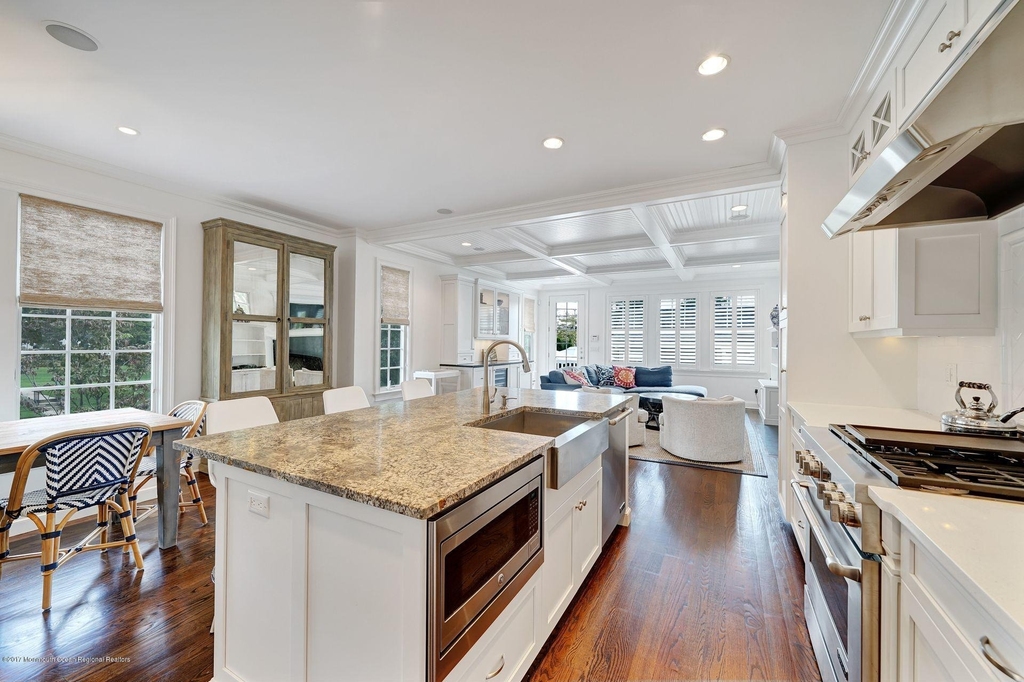 401 Monmouth Avenue - Photo 11
