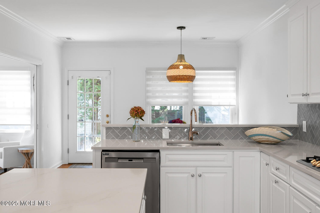 306 Ocean Road - Photo 16