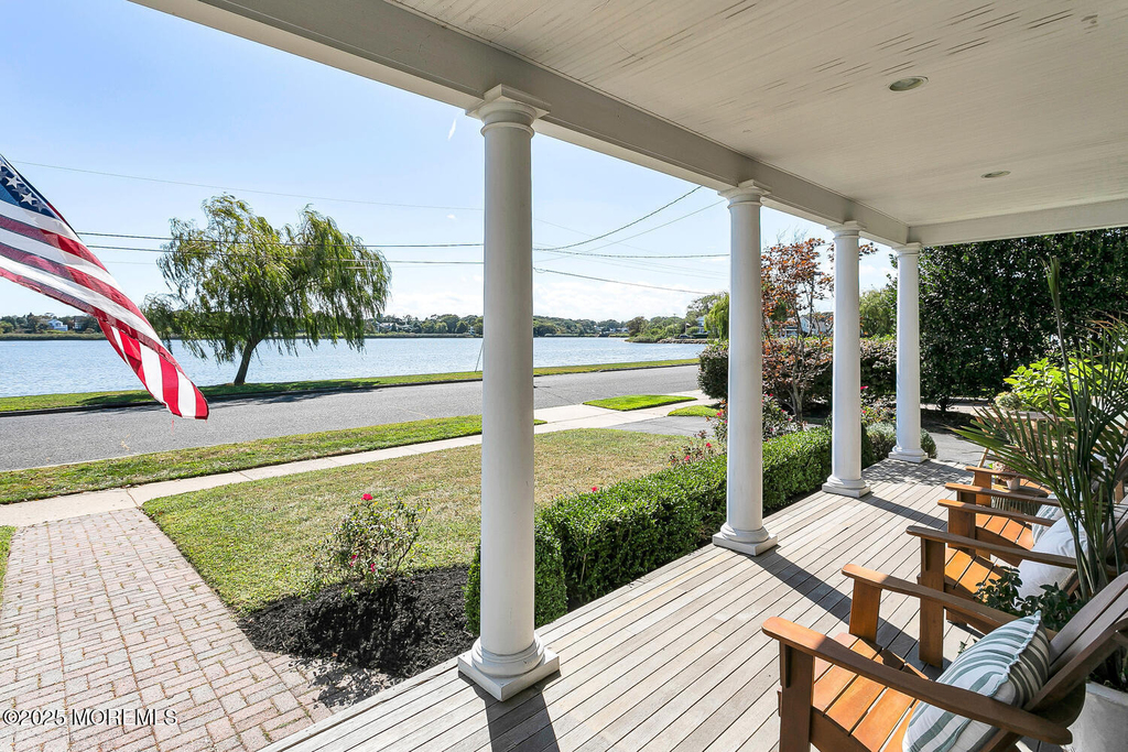 306 Ocean Road - Photo 4