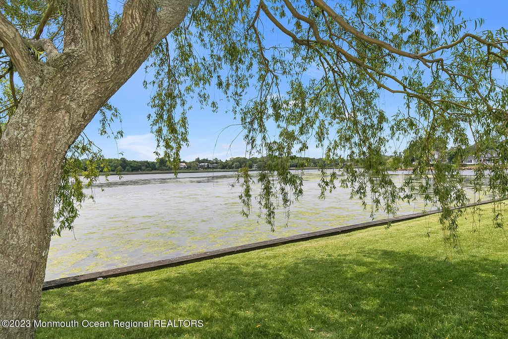306 Ocean Road - Photo 39