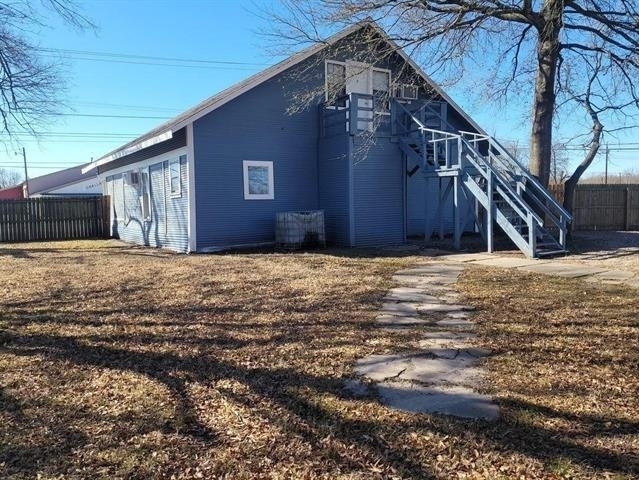 1103 E Moore Avenue - Photo 5
