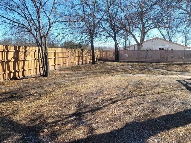 1103 E Moore Avenue - Photo 6