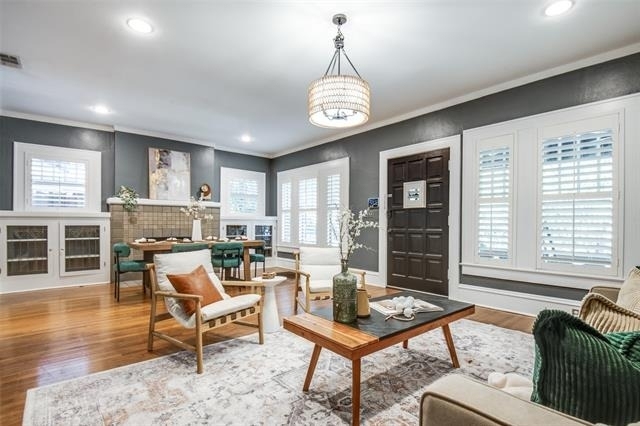 723 Skillman Street - Photo 2