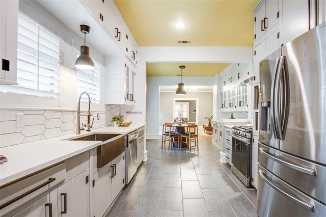 723 Skillman Street - Photo 15