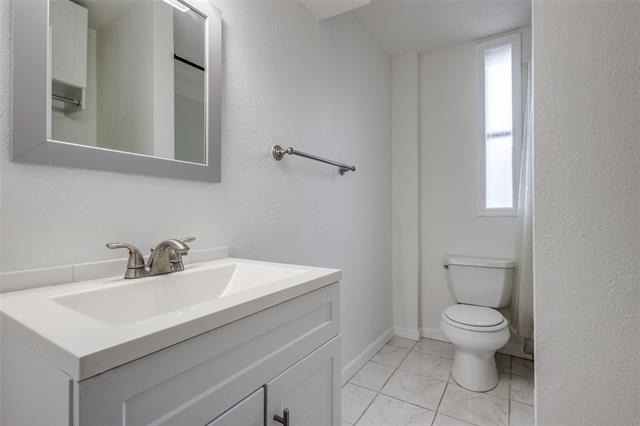 2309 Wesley Street - Photo 14