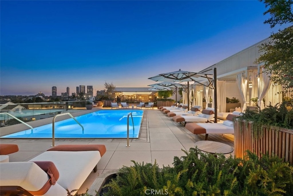 9200 Wilshire - Photo 4