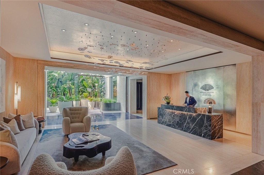 9200 Wilshire - Photo 2