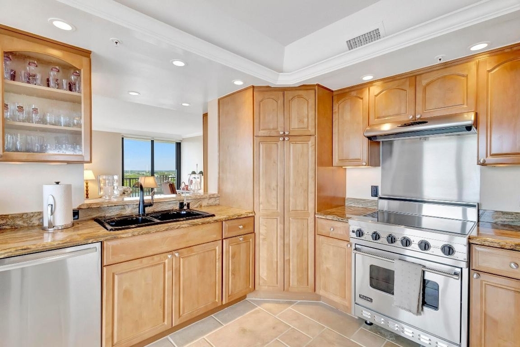 400 Beach Road - Photo 16