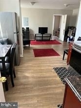 1414 W Tioga Street - Photo 3