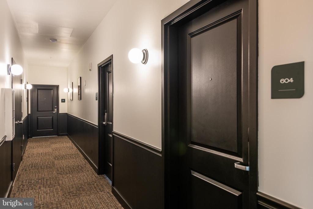 699 N Broad Street - Photo 12