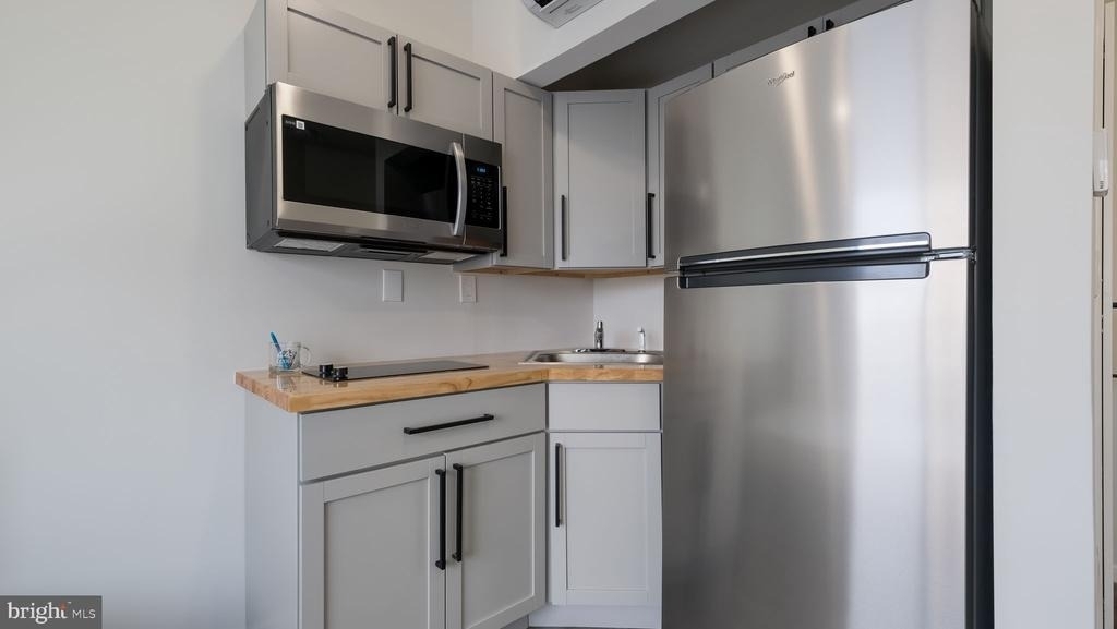 4419 Ludlow Street - Photo 6