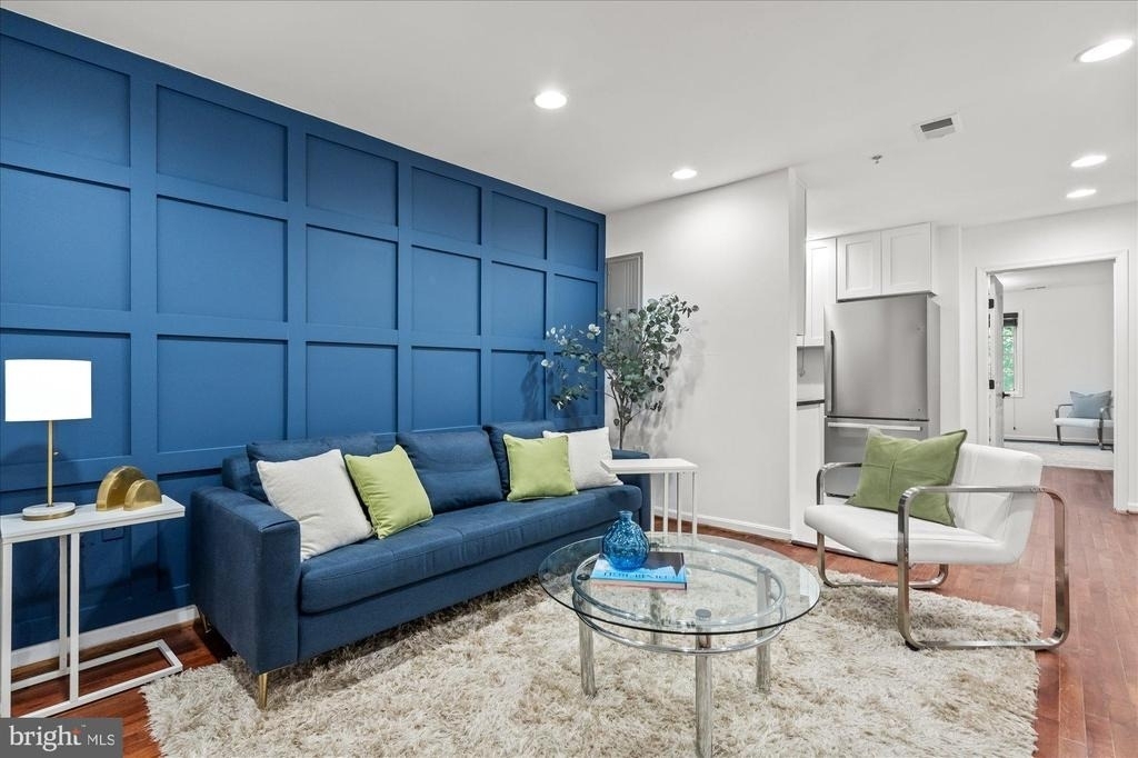 1241 18th Street Ne - Photo 2