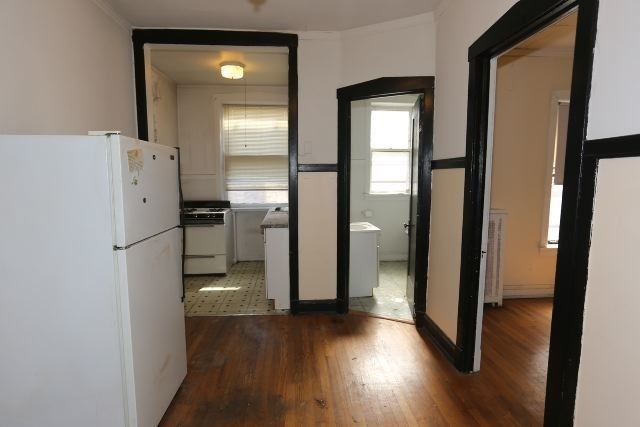 1923 W Winnemac Avenue - Photo 4