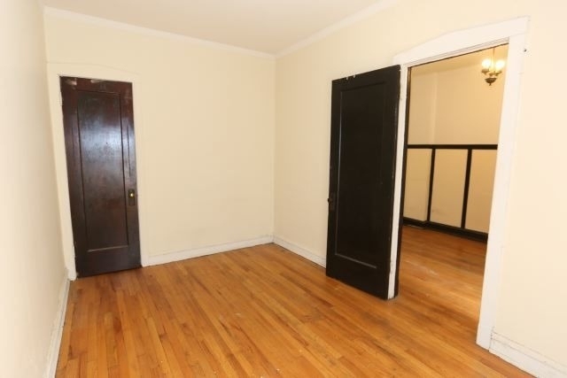 1923 W Winnemac Avenue - Photo 12