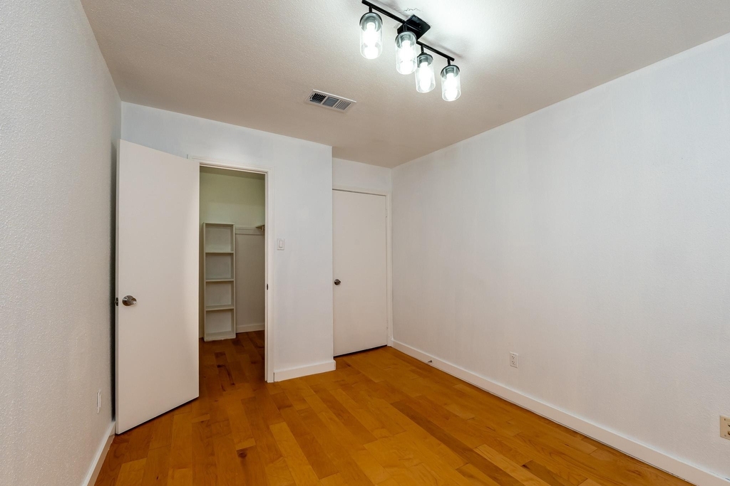 8486 Ariel Street - Photo 31