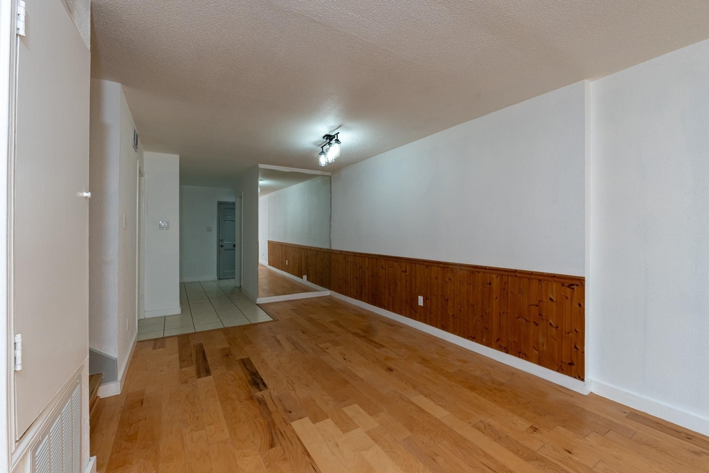 8486 Ariel Street - Photo 24