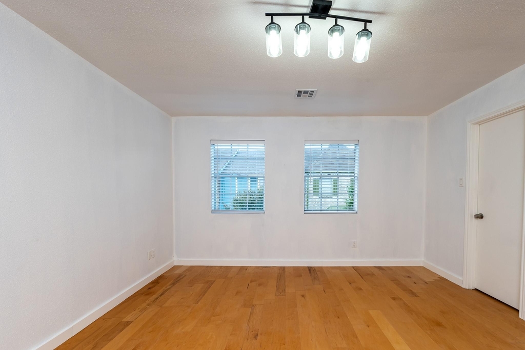 8486 Ariel Street - Photo 43