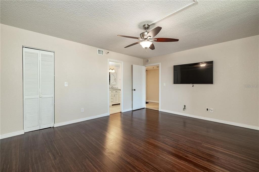 5950 Pelican Bay Plaza S - Photo 20