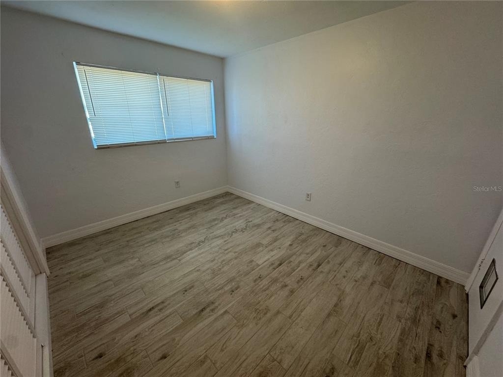 189 Small Street Se - Photo 10