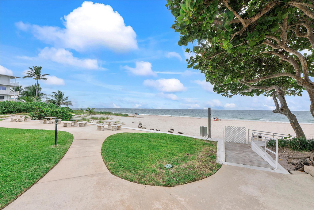 1500 S Ocean Boulevard - Photo 34