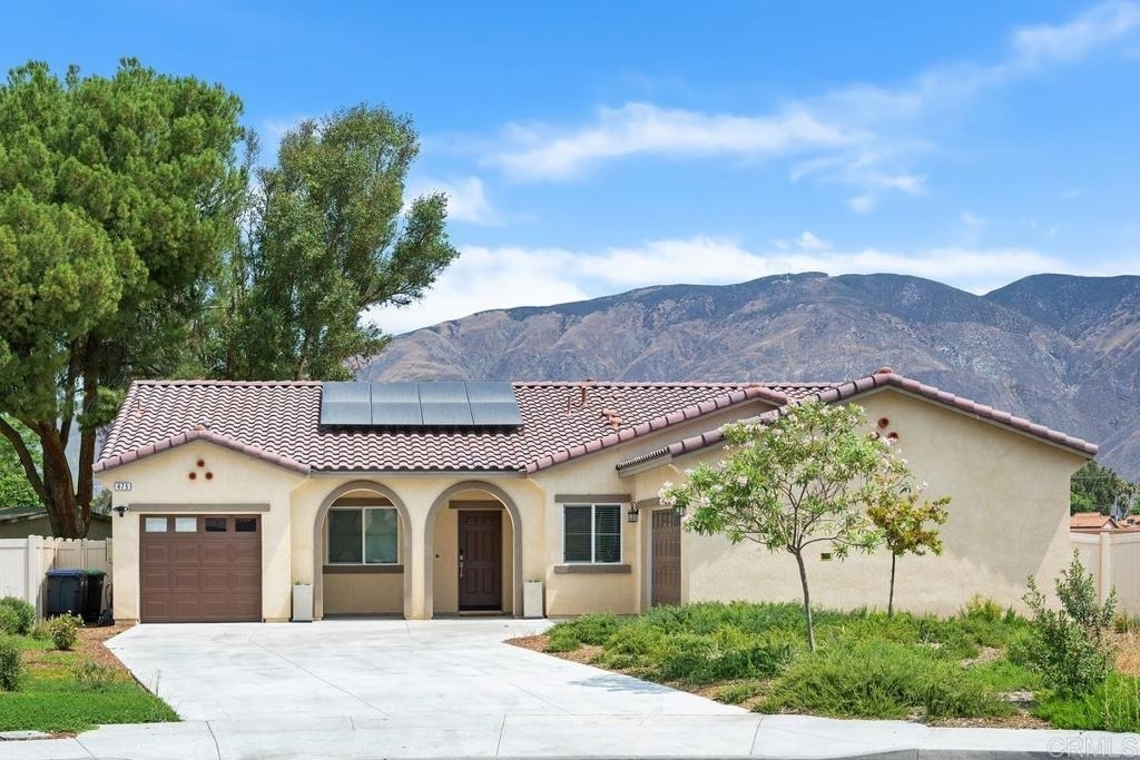 475 W Camellia Way - Photo 0