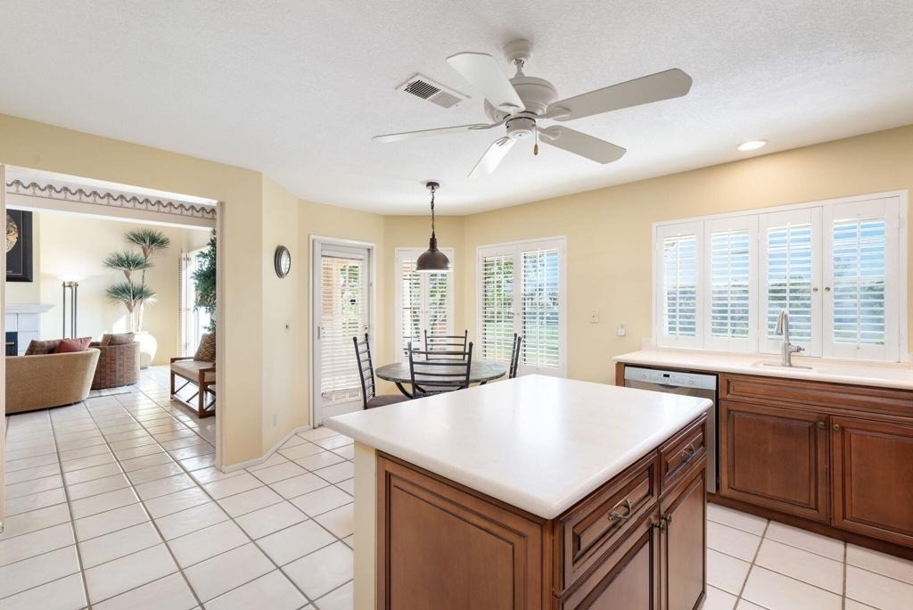 260 Vista Royale Circle E - Photo 10