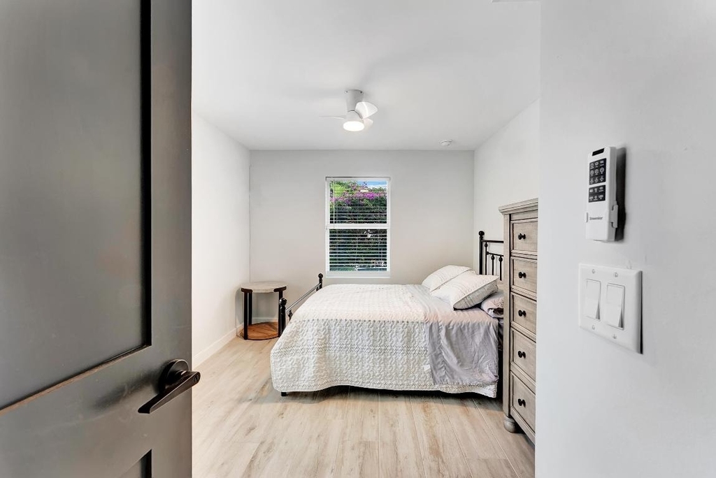 320 Nw 3rd Avenue - Photo 5